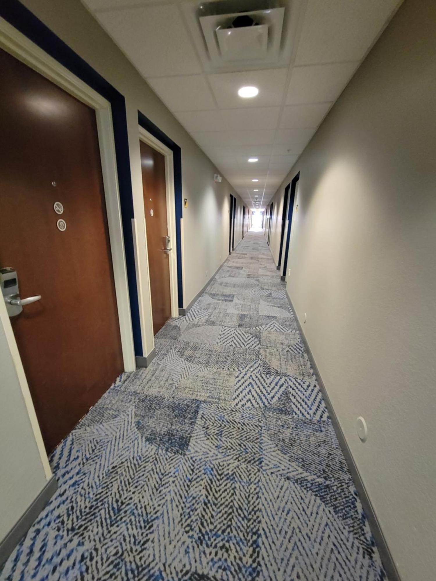 Microtel Inn & Suites By Wyndham Bluffs Council Bluffs Exterior foto